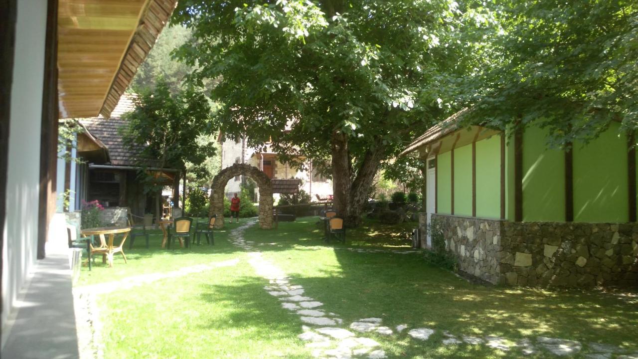 Hotel Eco Garden Dilidschan Exterior foto