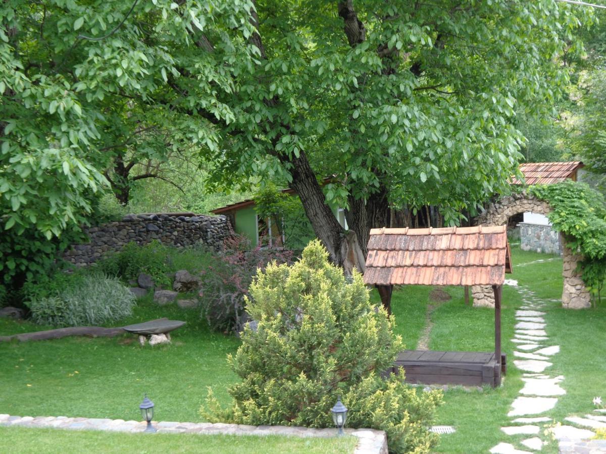 Hotel Eco Garden Dilidschan Exterior foto
